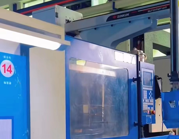 �|ݸ�pɫע��