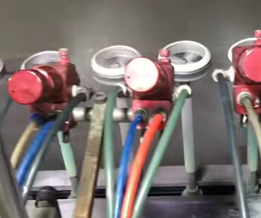 �|ݸע�܇���